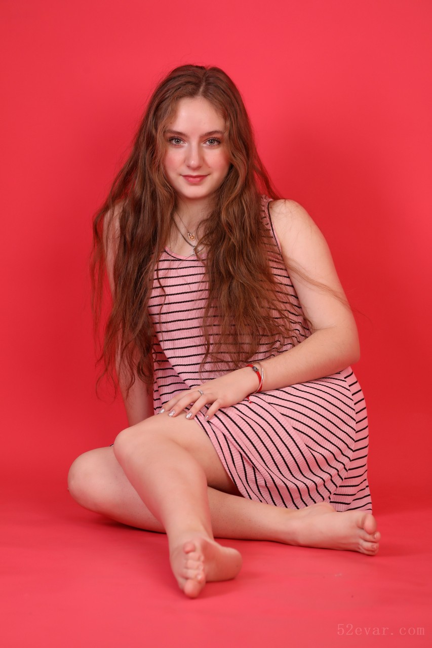 Katie褐色连衣裙写真