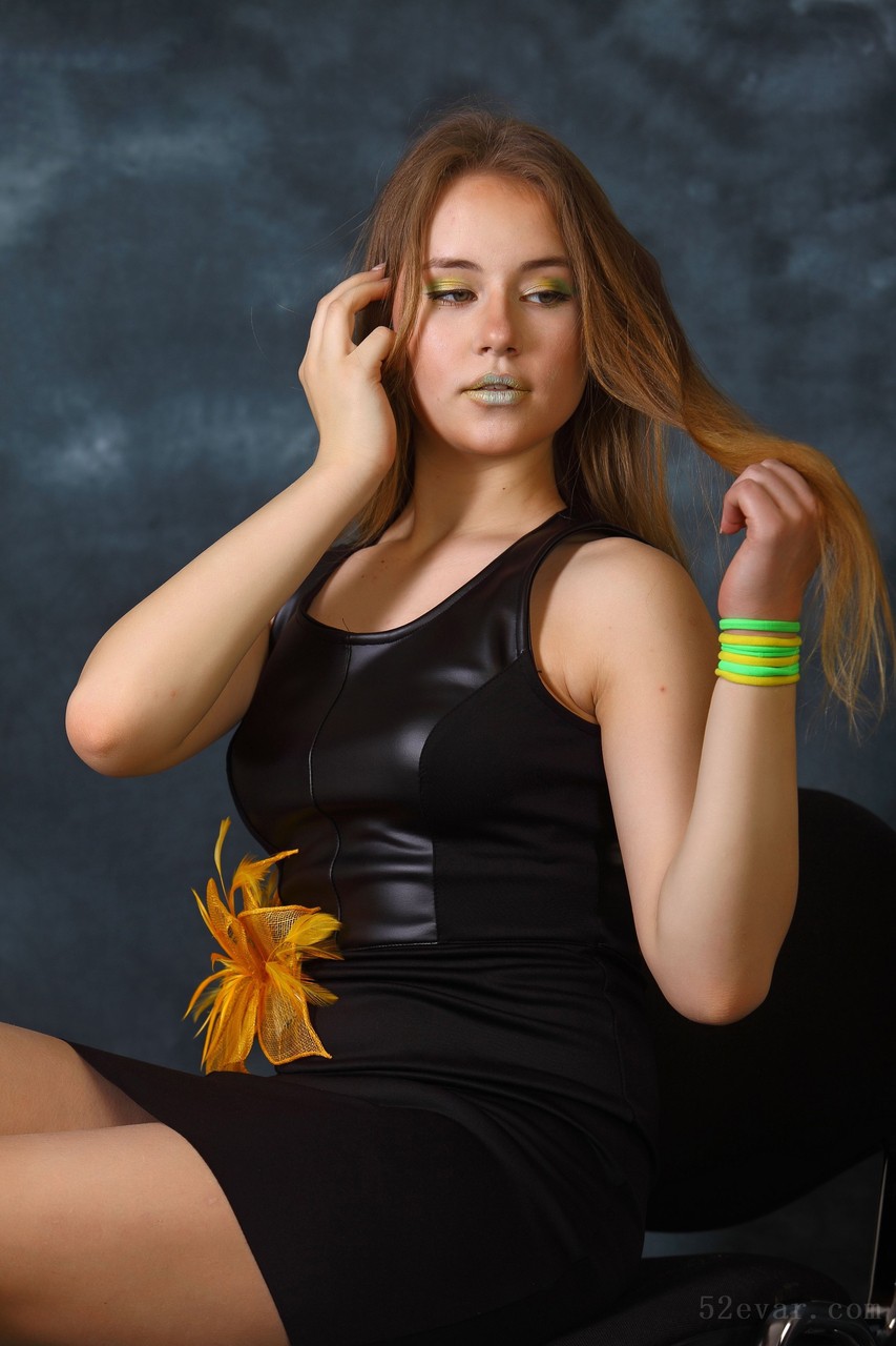 [118P] Hanna秘书装写真